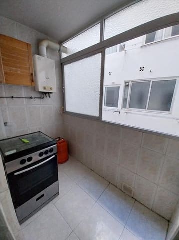 3 chambre Appartement à vendre à Centro, Estepona - 300 000 € (Ref: 9532622)