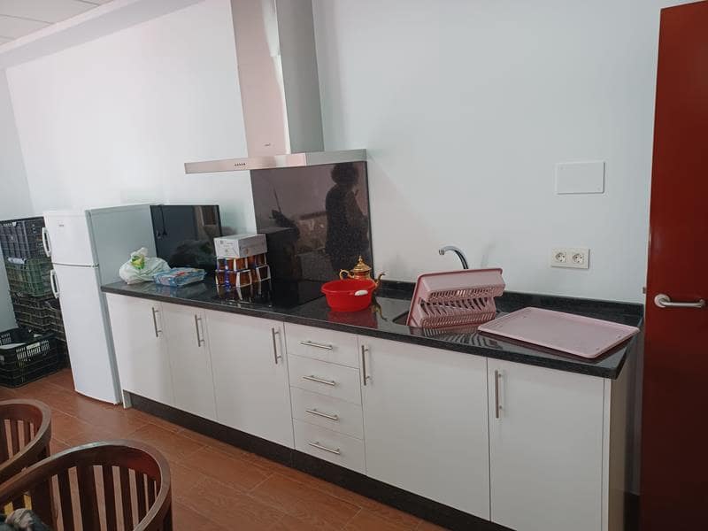 Local Comercial de 2 habitaciones en Estepona en venta con piscina - 212.100 € (Ref: 9532816)