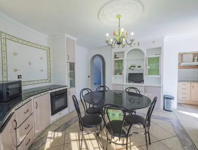 4 sovrum Villa att hyra i Alhaurín de la Torre med pool garage - 4 800 € (Ref: 9534360)