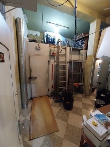 Local Commercial à vendre à Centro, Estepona - 390 000 € (Ref: 9535256)