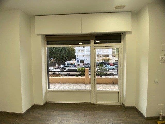 Comercial para arrendar em Málaga cidade - 1 000 € (Ref: 9535257)