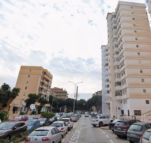 Comercial para arrendar em Málaga cidade - 1 000 € (Ref: 9535257)
