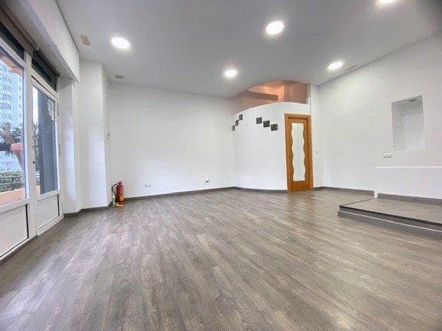 Commerciale da affittare in Malaga citta - 1.000 € (Rif: 9535257)