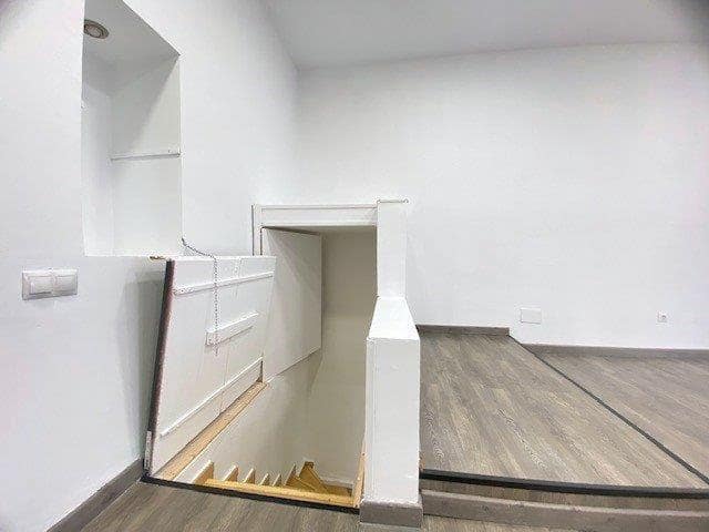 Commerciale da affittare in Malaga citta - 1.000 € (Rif: 9535257)