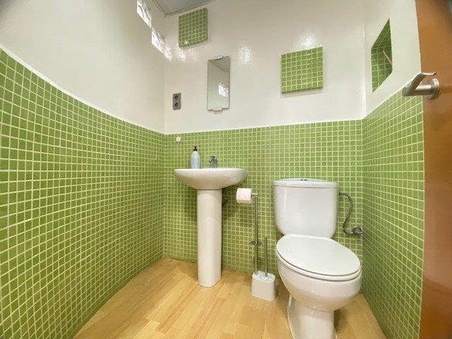 Commerciale da affittare in Malaga citta - 1.000 € (Rif: 9535257)