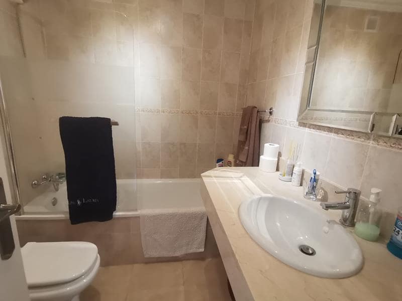 3 sovrum Lägenhet att hyra i Estepona med pool - 2 200 € (Ref: 9565501)