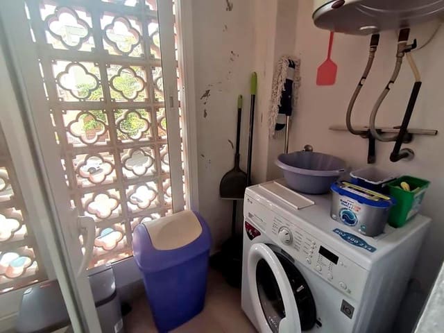 3 sovrum Lägenhet att hyra i Estepona med pool - 2 200 € (Ref: 9565501)