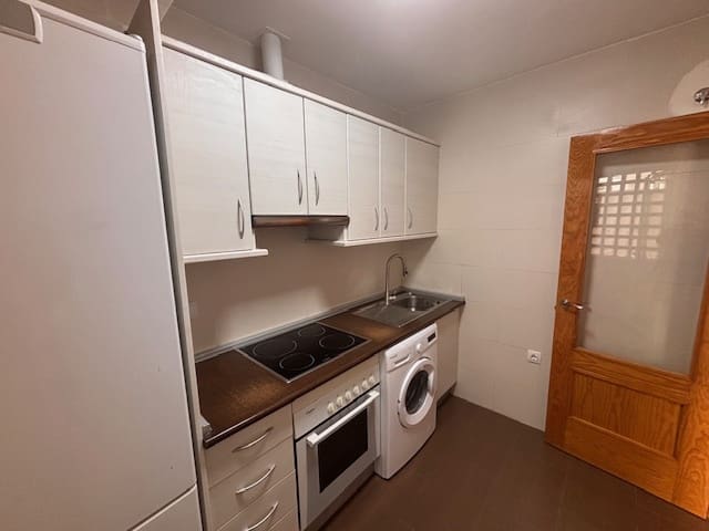 2 sypialnia Mieszkanie do wynajęcia w San Luis de Sabinillas z basenem garażem - 850 € (Ref: 9574894)