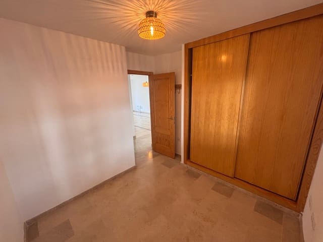 2 sypialnia Mieszkanie do wynajęcia w San Luis de Sabinillas z basenem garażem - 850 € (Ref: 9574894)