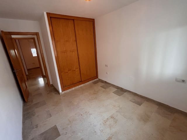 2 sypialnia Mieszkanie do wynajęcia w San Luis de Sabinillas, Manilva z basenem garażem - 850 € (Ref: 9574894)