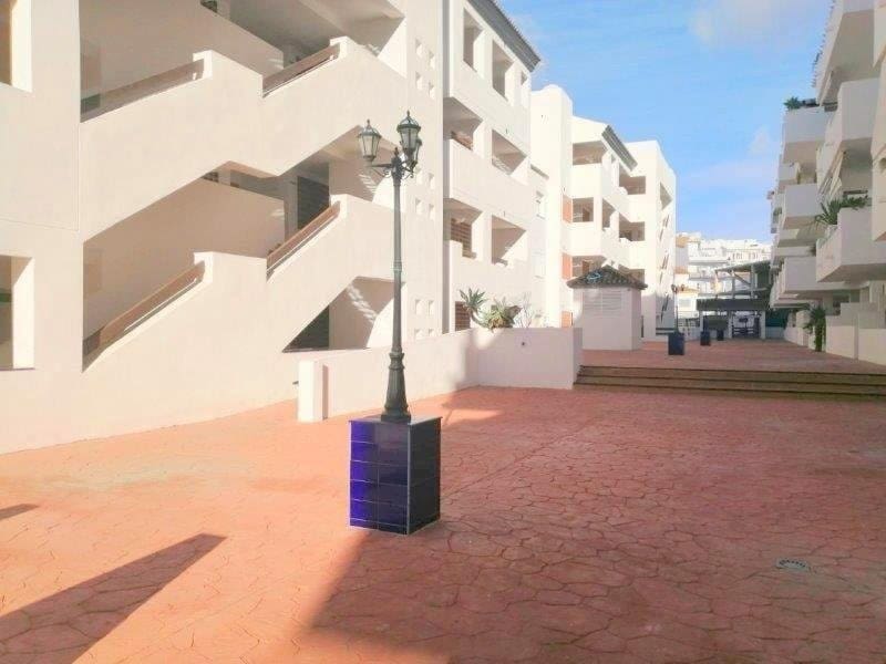 2 sypialnia Mieszkanie do wynajęcia w San Luis de Sabinillas z basenem garażem - 850 € (Ref: 9574894)