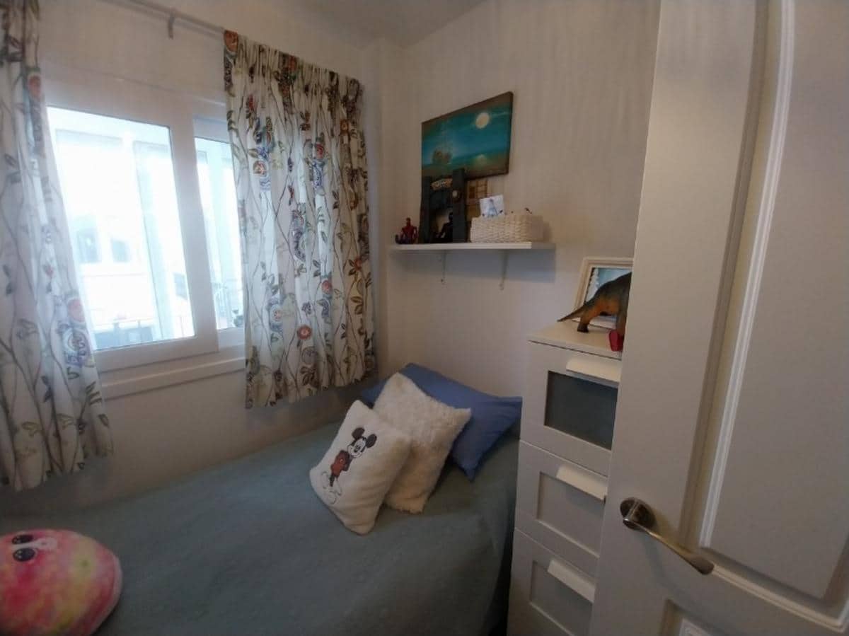 2 soveværelse Lejlighed til salg i San Luis de Sabinillas med swimmingpool - € 239.000 (Ref: 9580025)