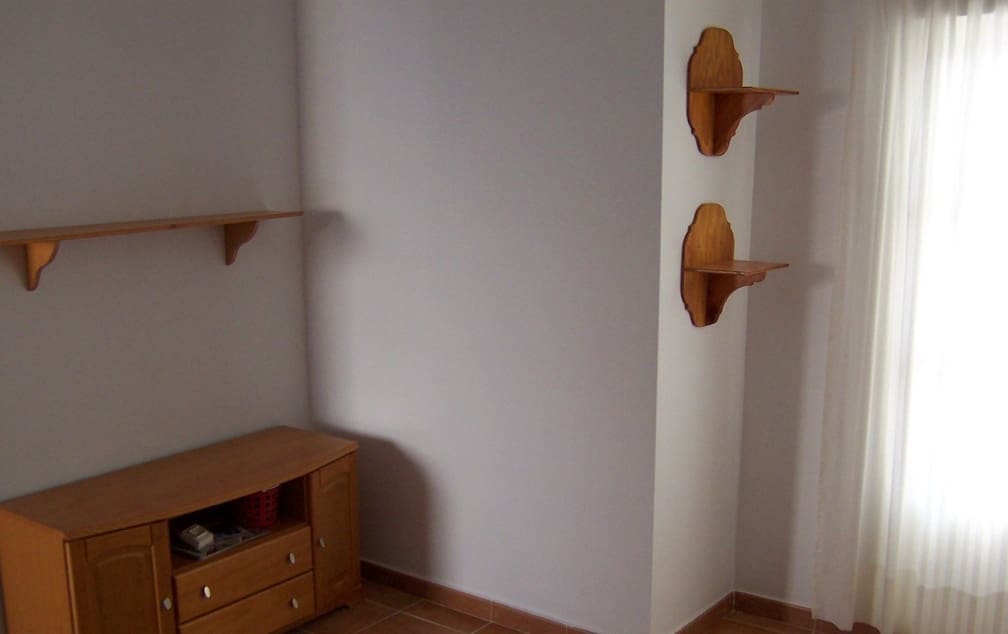 2 sovrum Lägenhet till salu i San Luis de Sabinillas med garage - 175 000 € (Ref: 9580026)