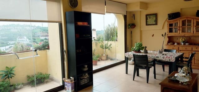 2 sovrum Lägenhet att hyra i Estepona med pool - 1 500 € (Ref: 9603579)