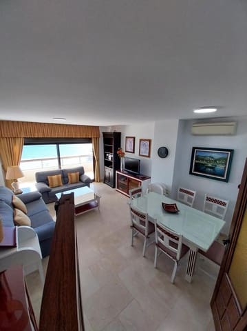 3 sovrum Lägenhet att hyra i Estepona - 2 700 € (Ref: 9606693)