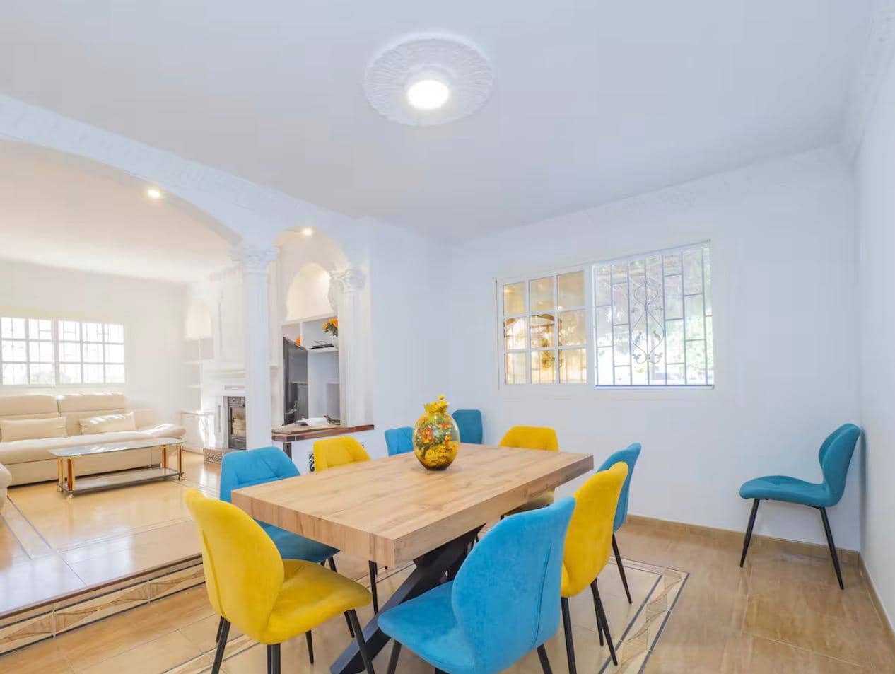 Villa/Maison de 4 chambres à louer à Alhaurin de la Torre avec piscine garage - 4 800 € (Ref: 9606971)