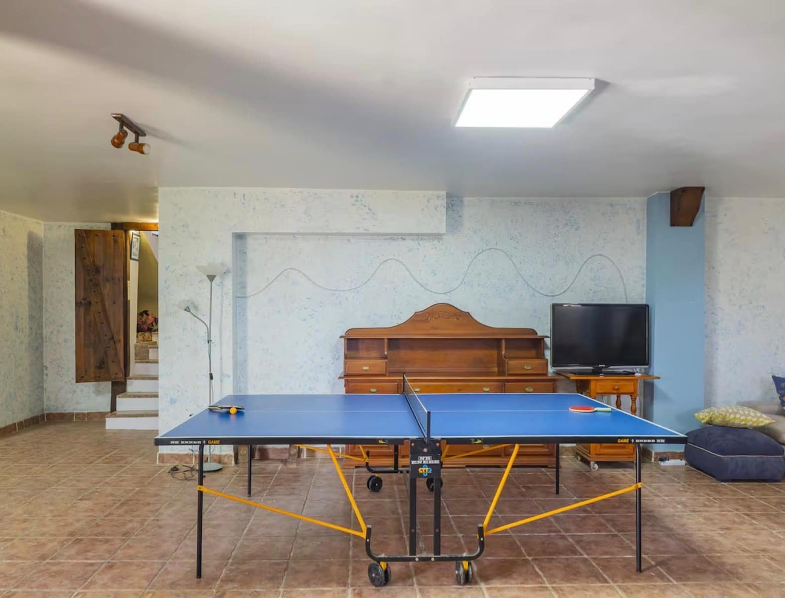 Villa/Maison de 4 chambres à louer à Alhaurin de la Torre avec piscine garage - 4 800 € (Ref: 9606971)