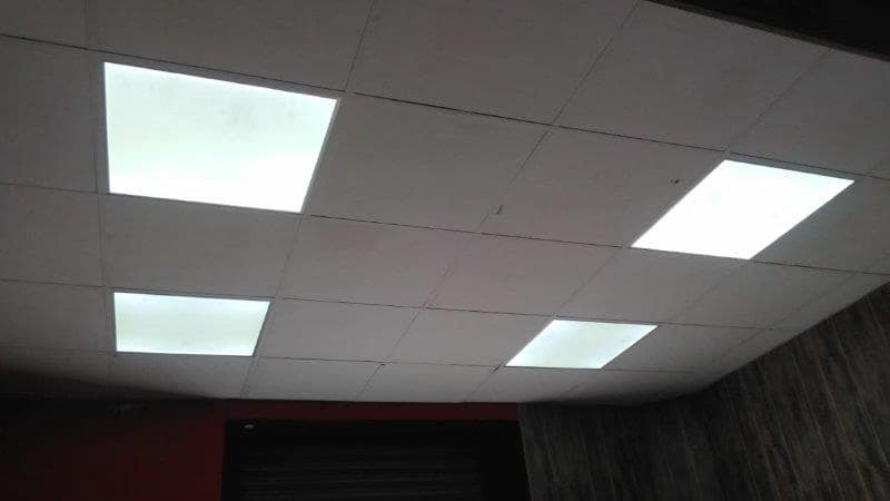 Kommersiell til salgs i Malaga by - € 227 000 (Ref: 9610331)