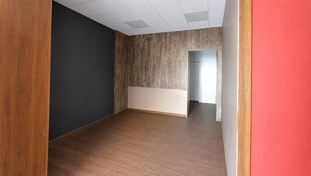 Kommersiell til salgs i Centro, Málaga by - € 227 000 (Ref: 9610331)