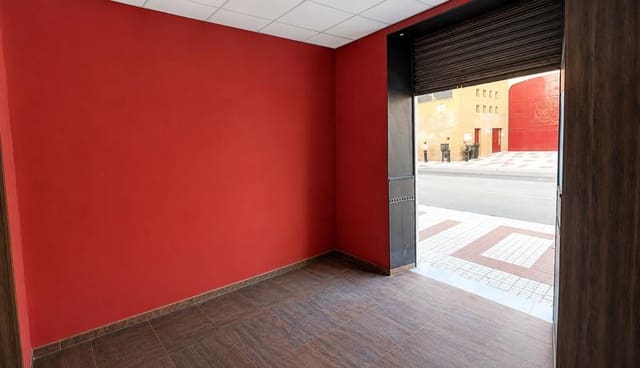 Kommersiell til salgs i Centro, Málaga by - € 227 000 (Ref: 9610331)