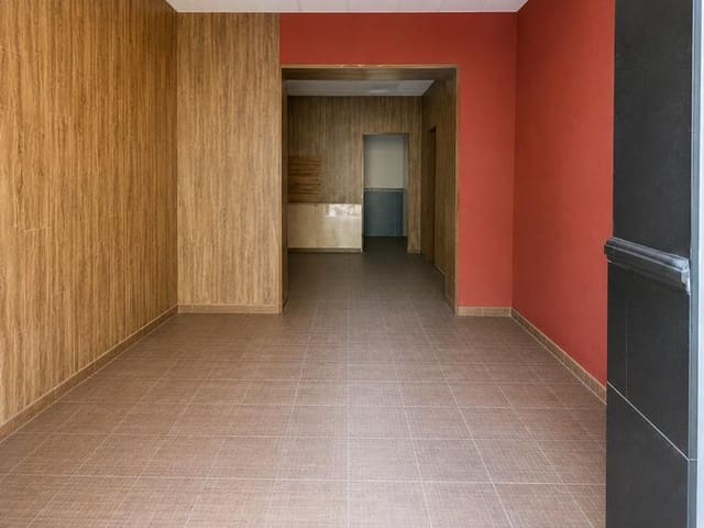 Kommersiell til salgs i Centro, Málaga by - € 227 000 (Ref: 9610331)