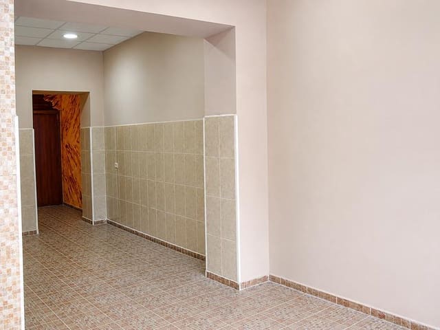 Kommersiell til salgs i Centro, Málaga by - € 227 000 (Ref: 9610331)