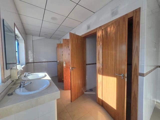 Bedrift til leie i Málaga by - € 22 000 (Ref: 9611870)