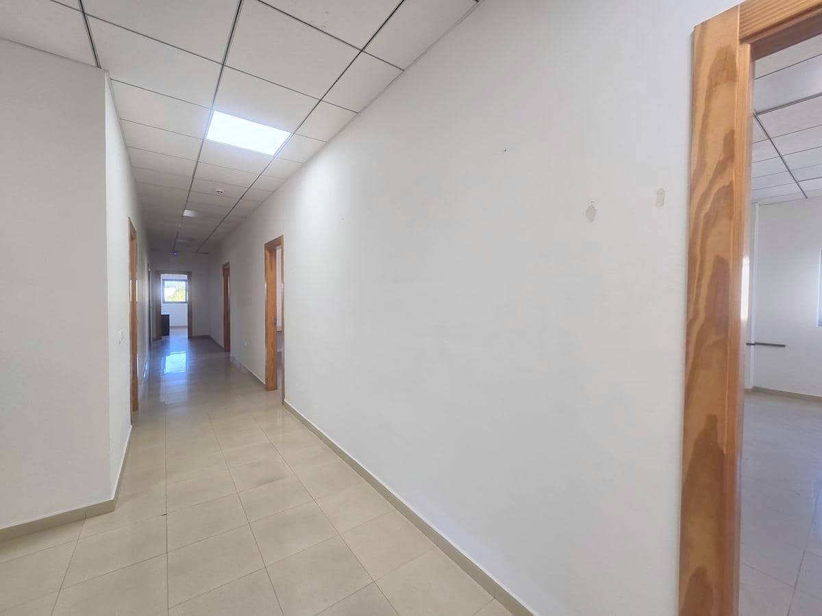 Business for rent in Campanillas with garage - € 22,000 (Ref: 9611870)