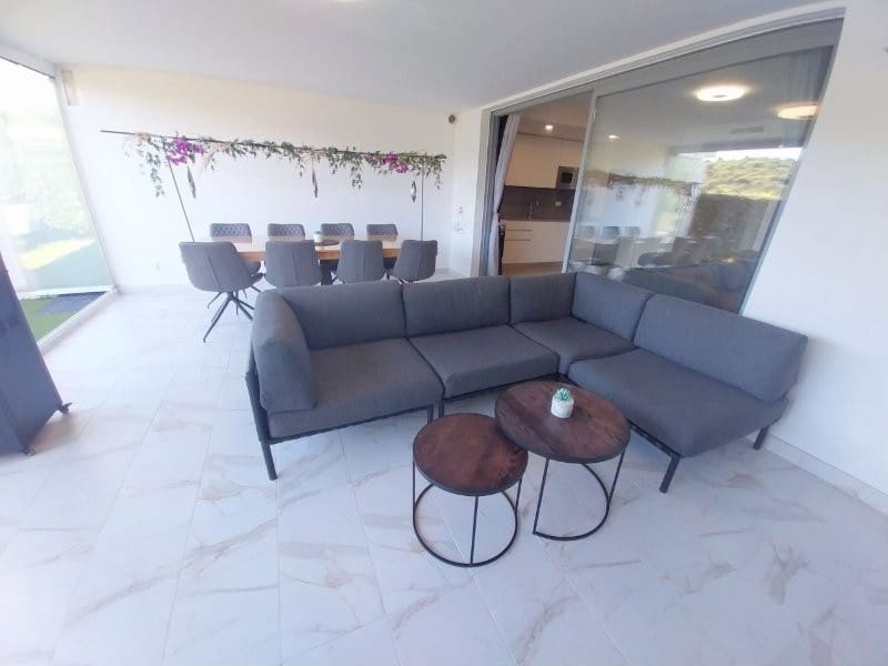 2 soveværelse Lejlighed til salg i San Luis de Sabinillas med swimmingpool garage - € 424.000 (Ref: 9624139)