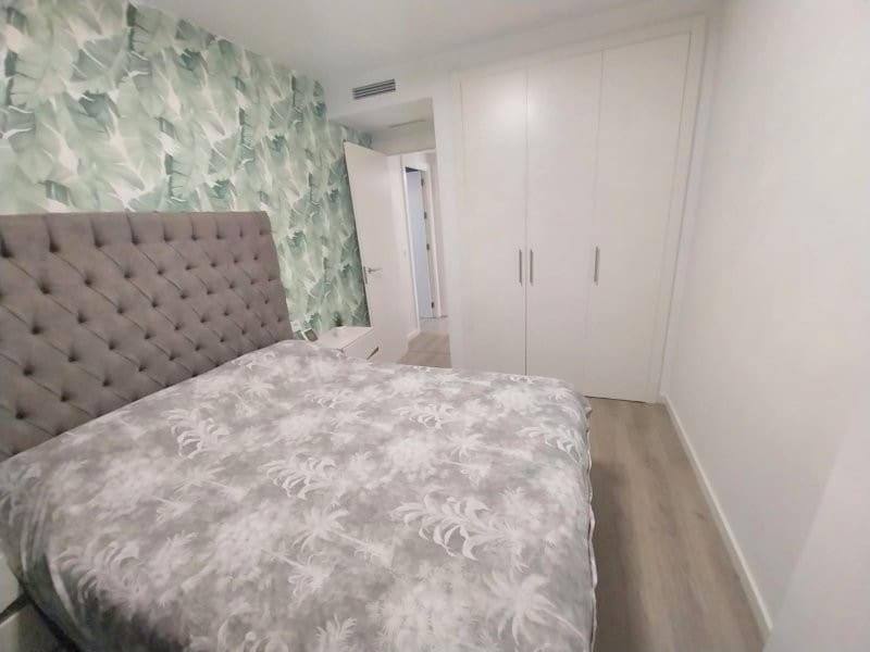 2 soveværelse Lejlighed til salg i San Luis de Sabinillas med swimmingpool garage - € 424.000 (Ref: 9624139)