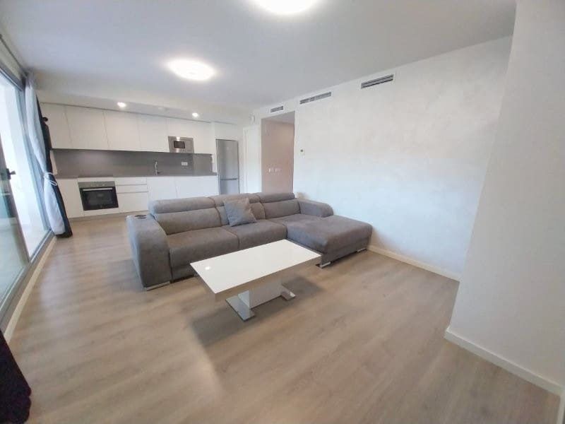 2 soveværelse Lejlighed til salg i San Luis de Sabinillas med swimmingpool garage - € 424.000 (Ref: 9624139)