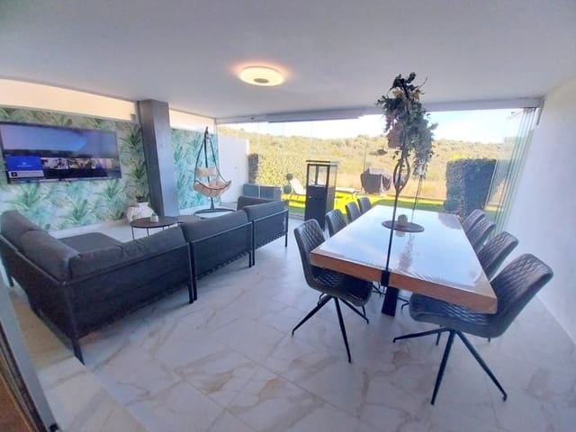 2 soveværelse Lejlighed til salg i San Luis de Sabinillas, Manilva med swimmingpool garage - € 424.000 (Ref: 9624139)