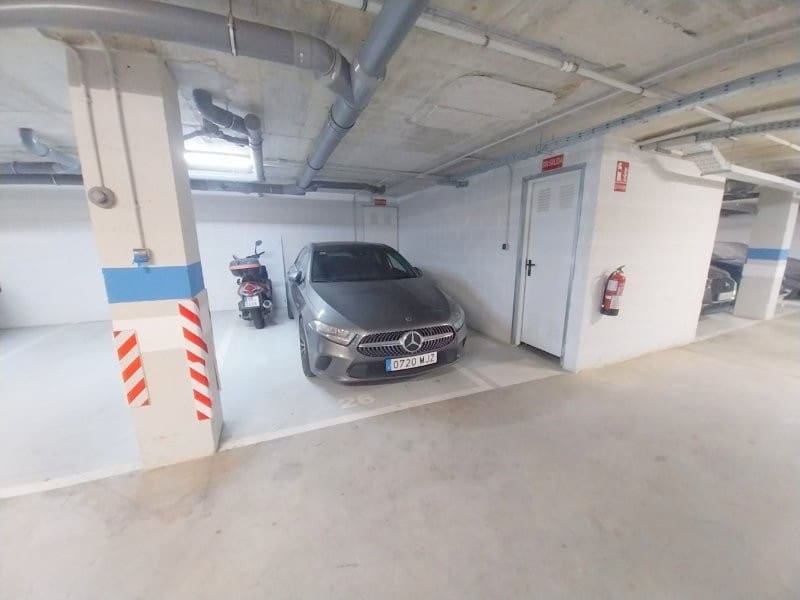 2 soveværelse Lejlighed til salg i San Luis de Sabinillas med swimmingpool garage - € 424.000 (Ref: 9624139)