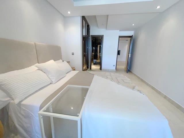 1 bedroom Flat for rent in New Golden Mile, Estepona with pool garage - € 2,500 (Ref: 9626854)