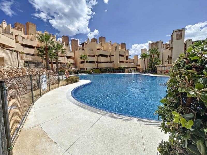 1 bedroom Flat for rent in New Golden Mile with pool garage - € 2,500 (Ref: 9626854)