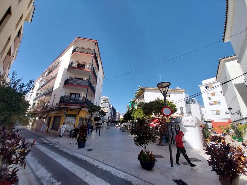 2 slaapkamer Flat te koop in Estepona - € 202.500 (Ref: 9635070)