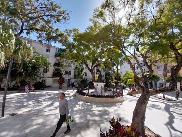 2 slaapkamer Flat te koop in Centro, Estepona - € 202.500 (Ref: 9635070)