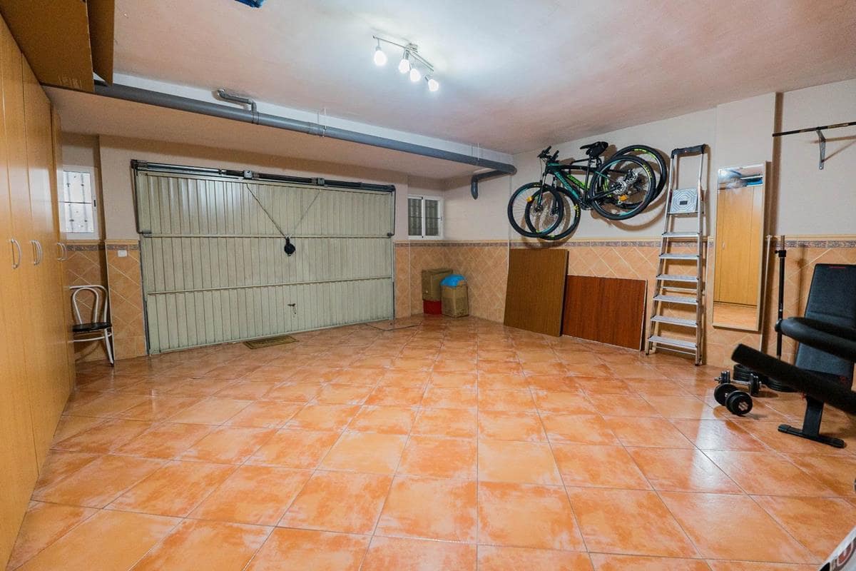 3 chambre Villa/Maison Mitoyenne à vendre à Malaga ville avec garage - 545 000 € (Ref: 9635071)