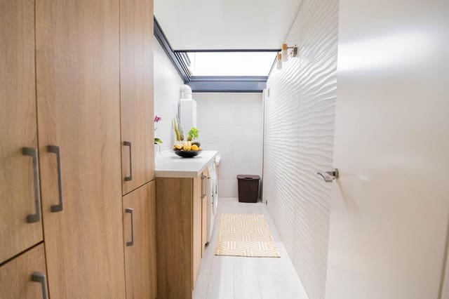 3 chambre Villa/Maison Mitoyenne à vendre à Malaga ville avec garage - 545 000 € (Ref: 9635071)