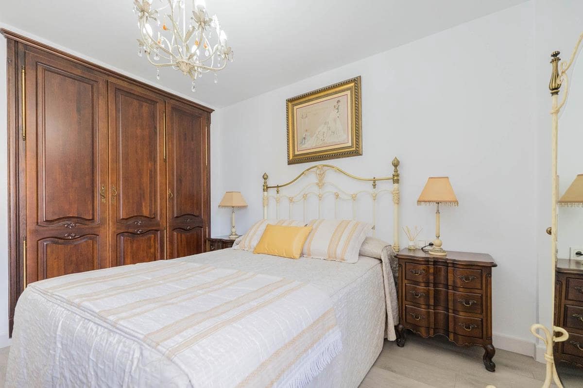 3 chambre Villa/Maison Mitoyenne à vendre à Malaga ville avec garage - 545 000 € (Ref: 9635071)
