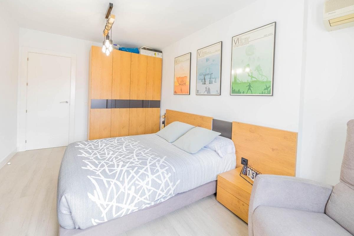 3 chambre Villa/Maison Mitoyenne à vendre à Malaga ville avec garage - 545 000 € (Ref: 9635071)