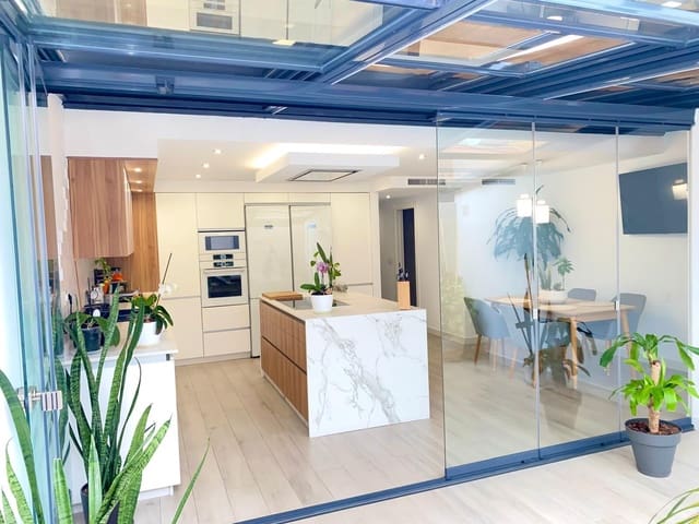 3 quarto Moradia em Banda para venda em Málaga cidade com garagem - 520 000 € (Ref: 9635071)