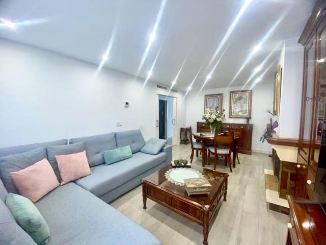 3 quarto Moradia em Banda para venda em Málaga cidade com garagem - 520 000 € (Ref: 9635071)