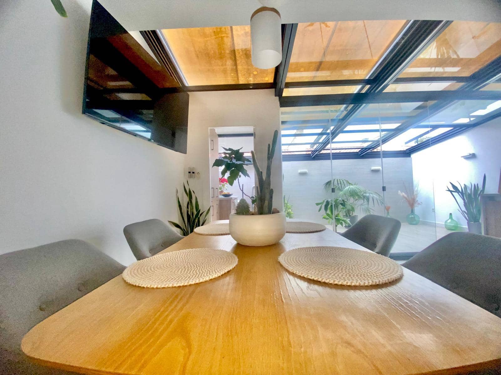 3 bedroom Terraced Villa for sale in Malaga city with garage - € 520,000 (Ref: 9635071)