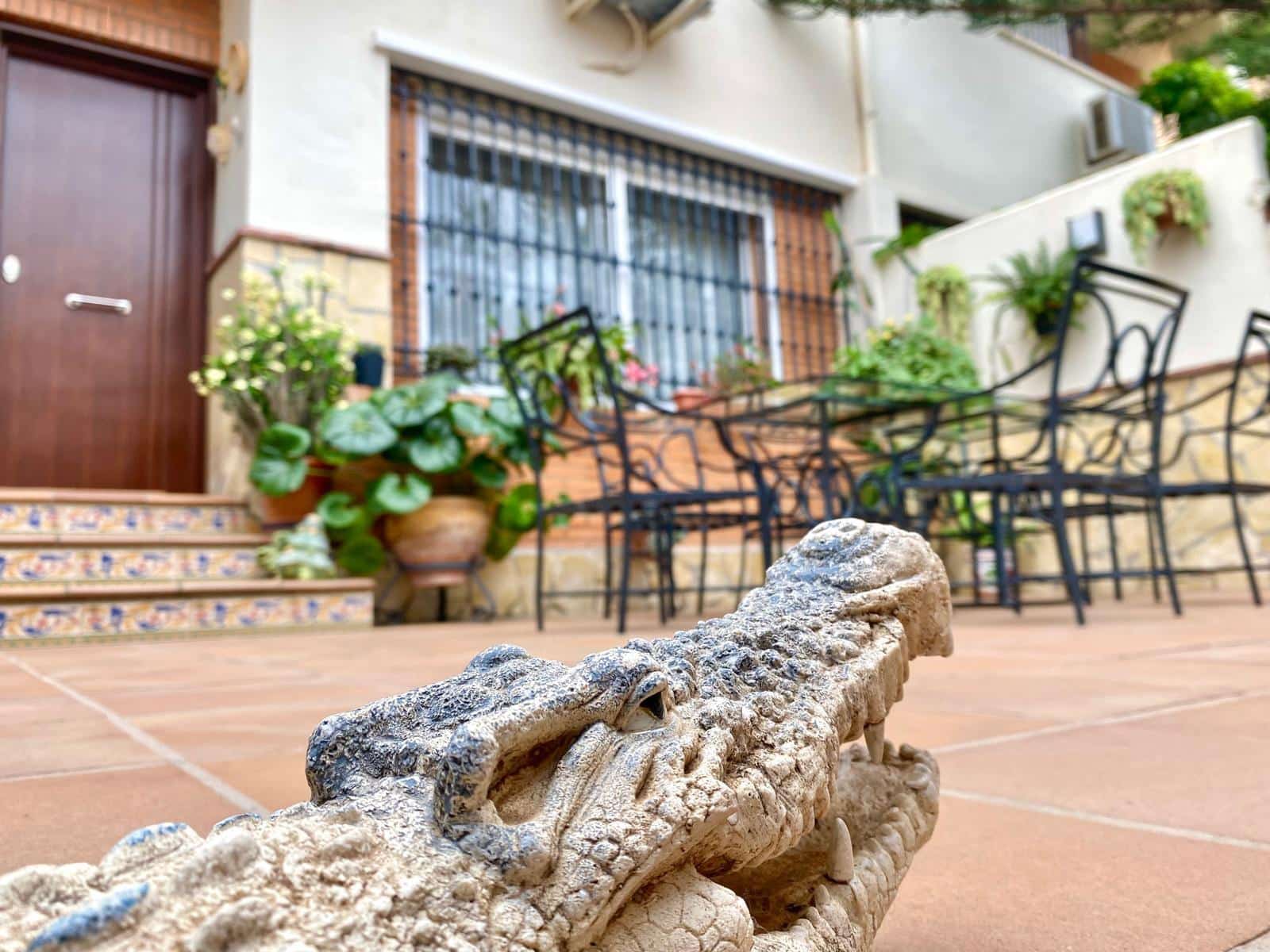 3 bedroom Terraced Villa for sale in Malaga city with garage - € 520,000 (Ref: 9635071)