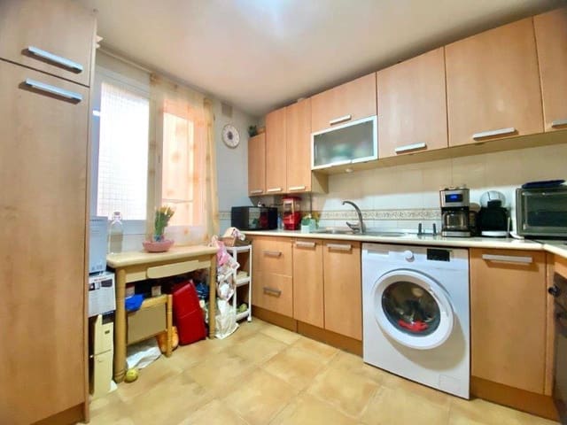 2 soveværelse Lejlighed til salg i Málaga by - € 277.000 (Ref: 9643404)