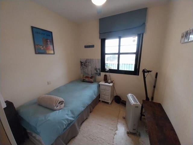 2 makuuhuone Asunto myytävänä paikassa San Luis de Sabinillas mukana uima-altaan 
autotalli - 254 520 € (Ref: 9646166)