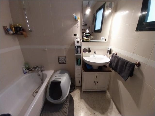 2 makuuhuone Asunto myytävänä paikassa San Luis de Sabinillas mukana uima-altaan 
autotalli - 254 520 € (Ref: 9646166)