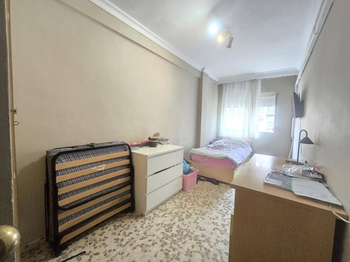 3 makuuhuone Asunto myytävänä paikassa Malaga kaupunki - 260 000 € (Ref: 9650817)