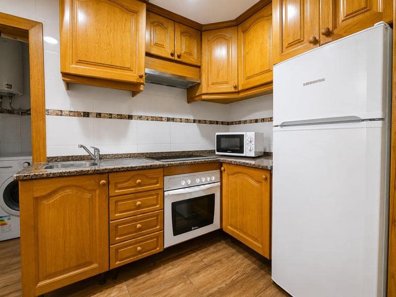 3 Zimmer Wohnung zu verkaufen in Malaga Stadt - 260.000 € (Ref: 9650817)